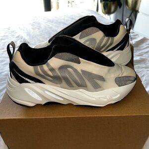 Brand new never worn Yeezy 700 with box and tags